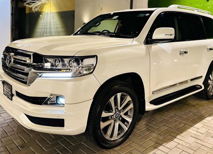 Toyota Land Cruiser V8